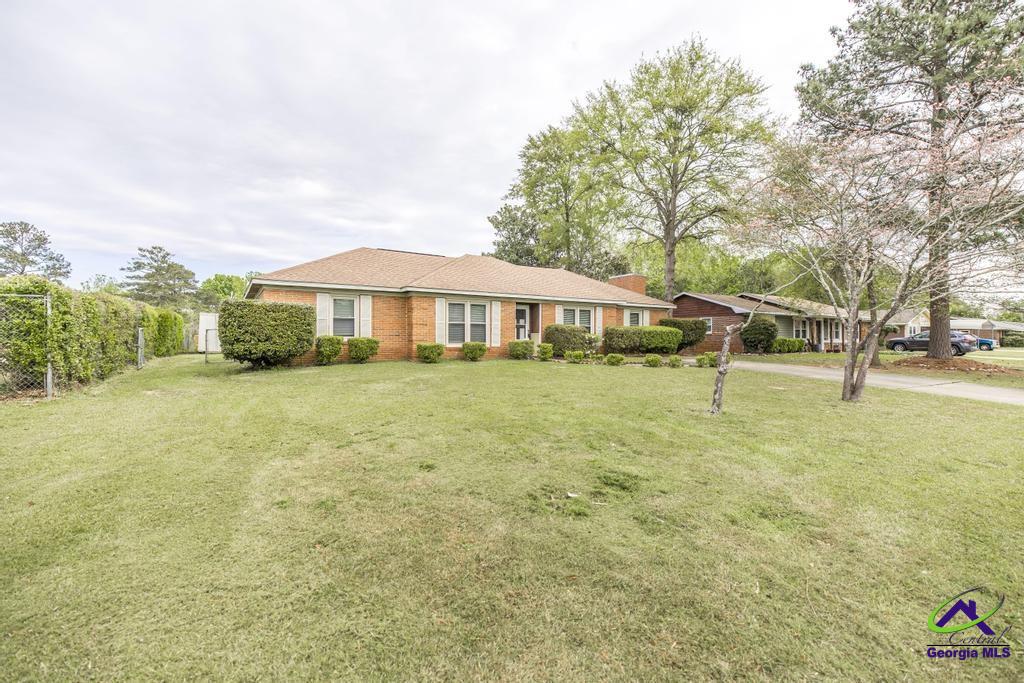 112 Prairie Boulevard