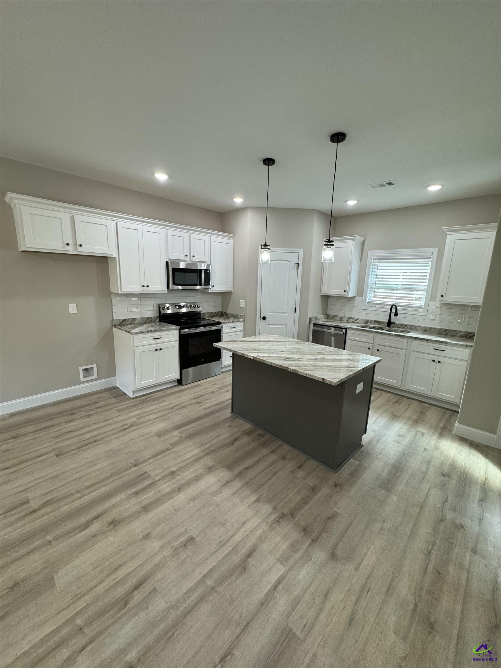 302 Beau Claire Circle