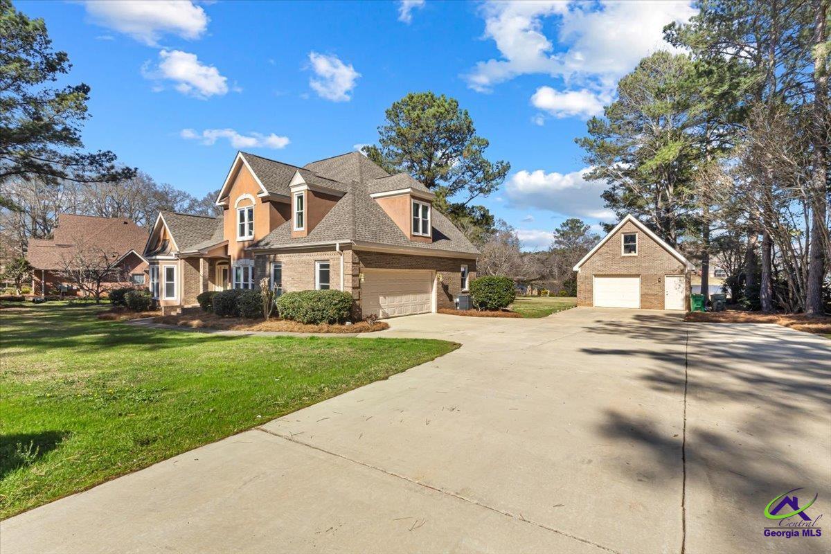206 Fieldfare Drive