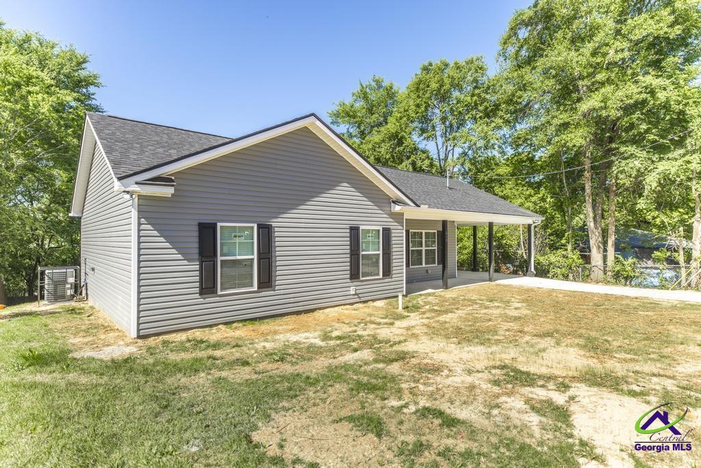 1648 Hurley Circle