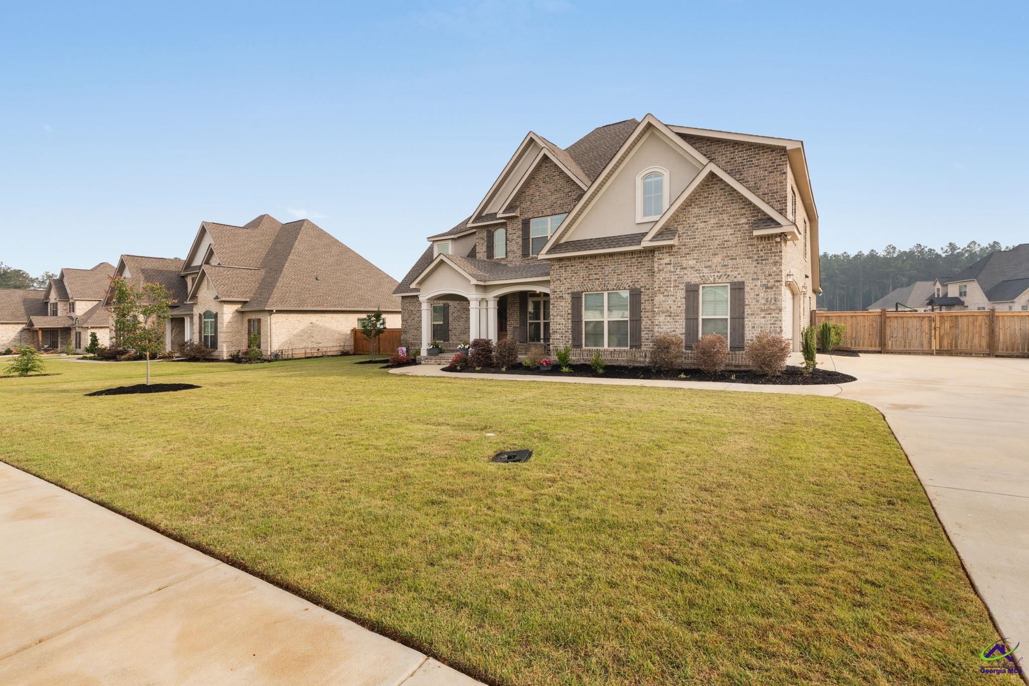 315 Woodlands Boulevard