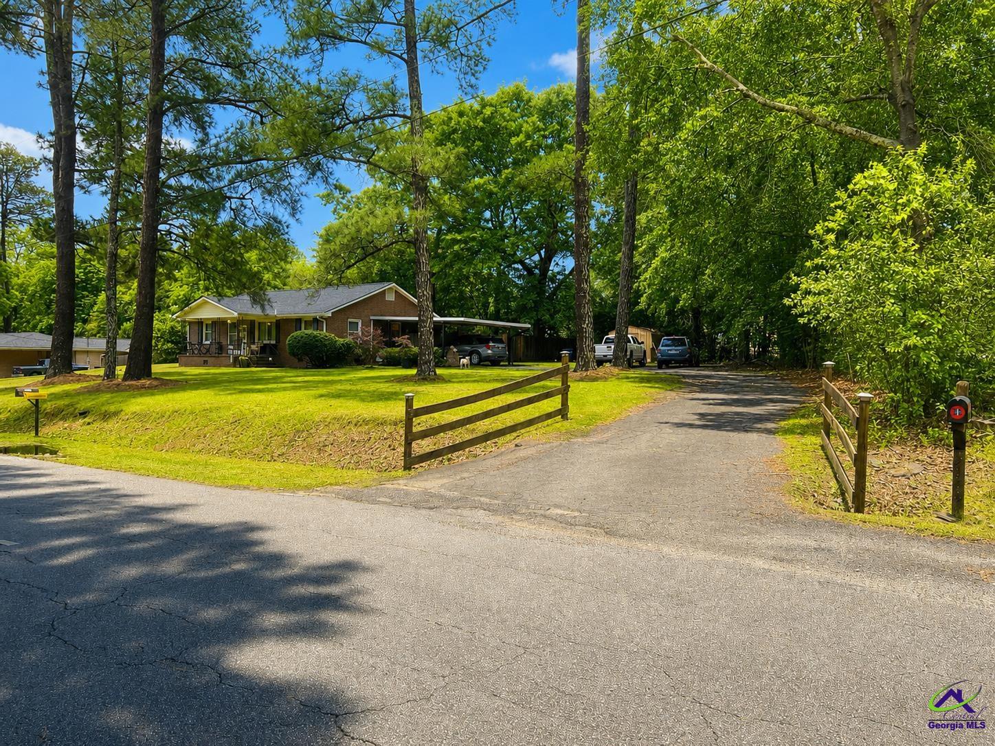 5625 Whippoorwill Drive
