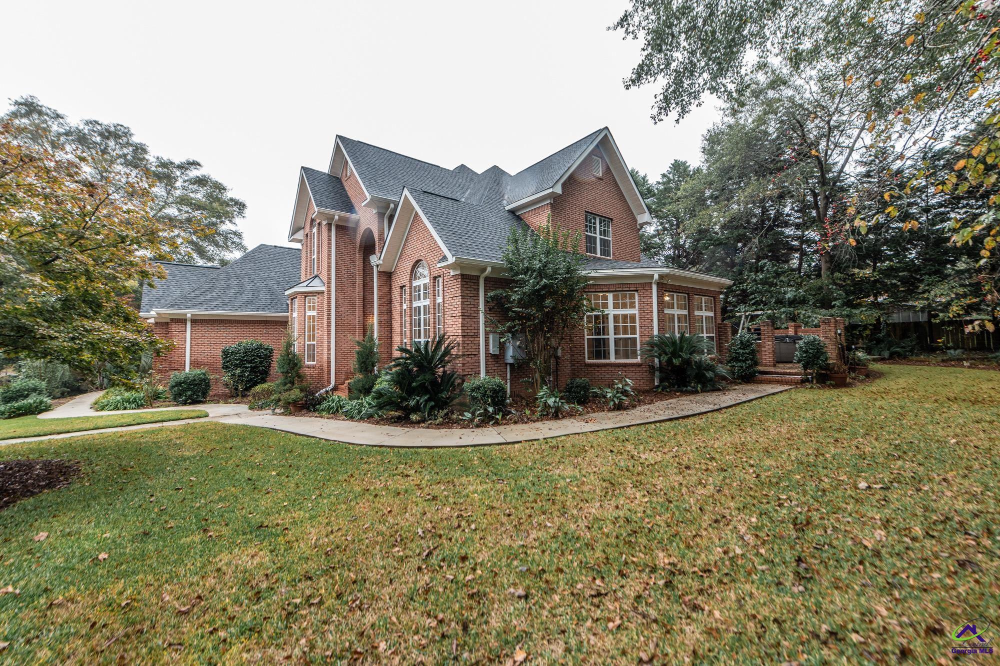 100 Deerwood Drive