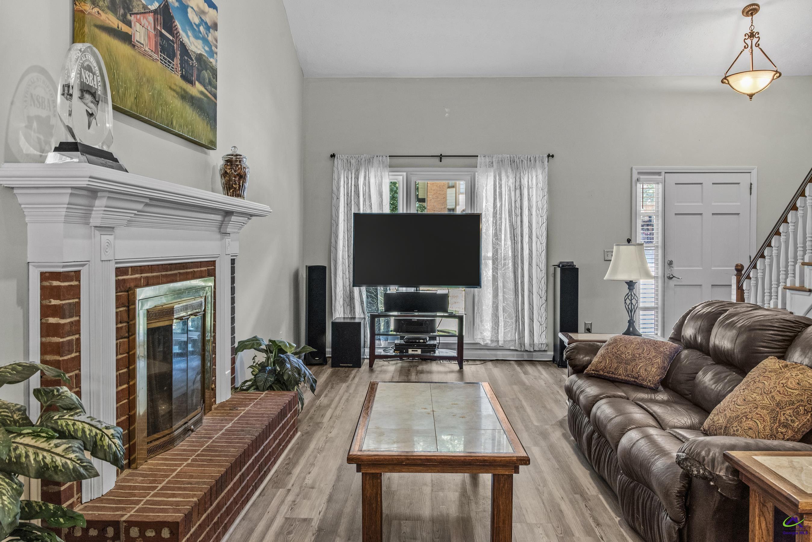 3075 Oak Meadow Drive
