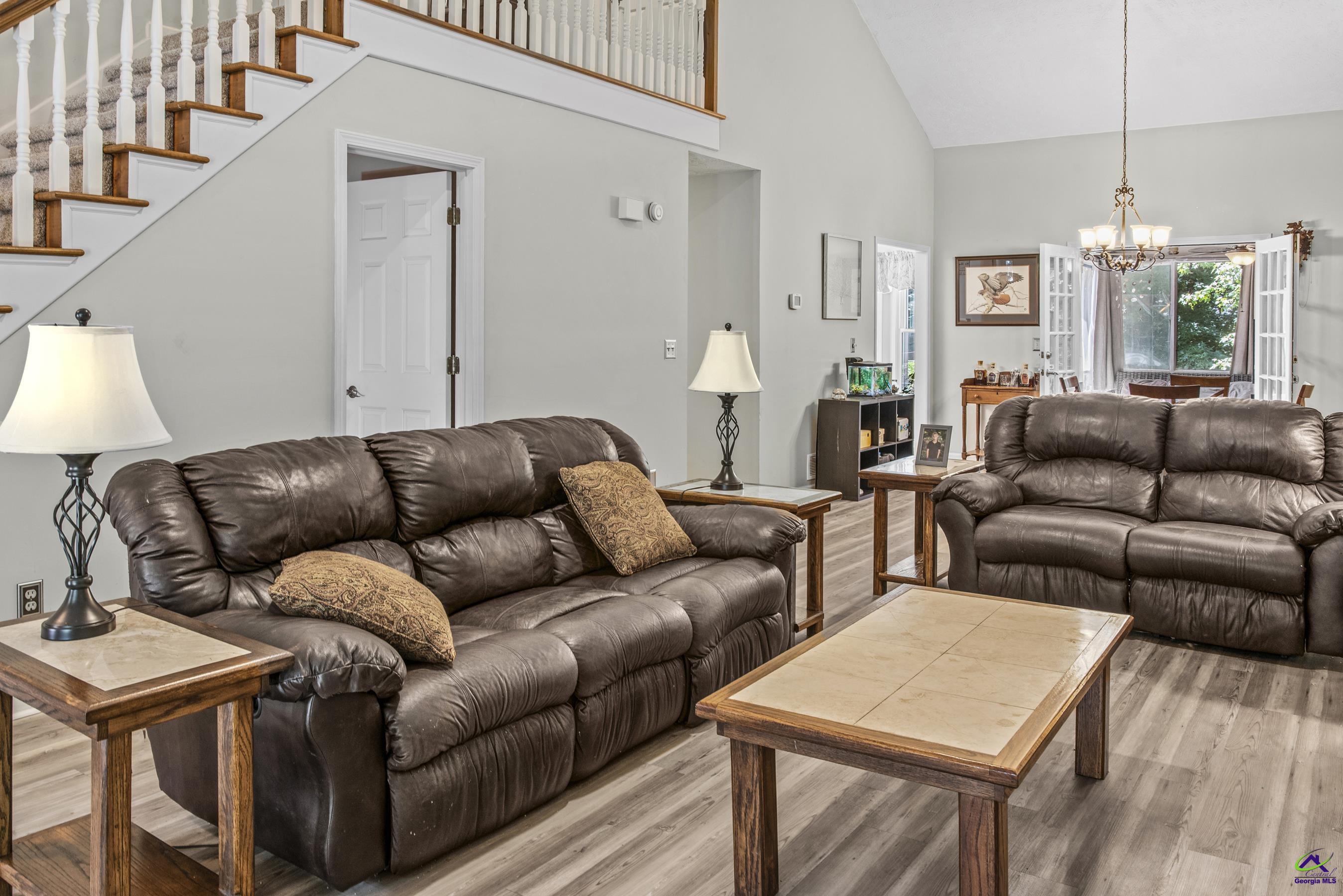 3075 Oak Meadow Drive