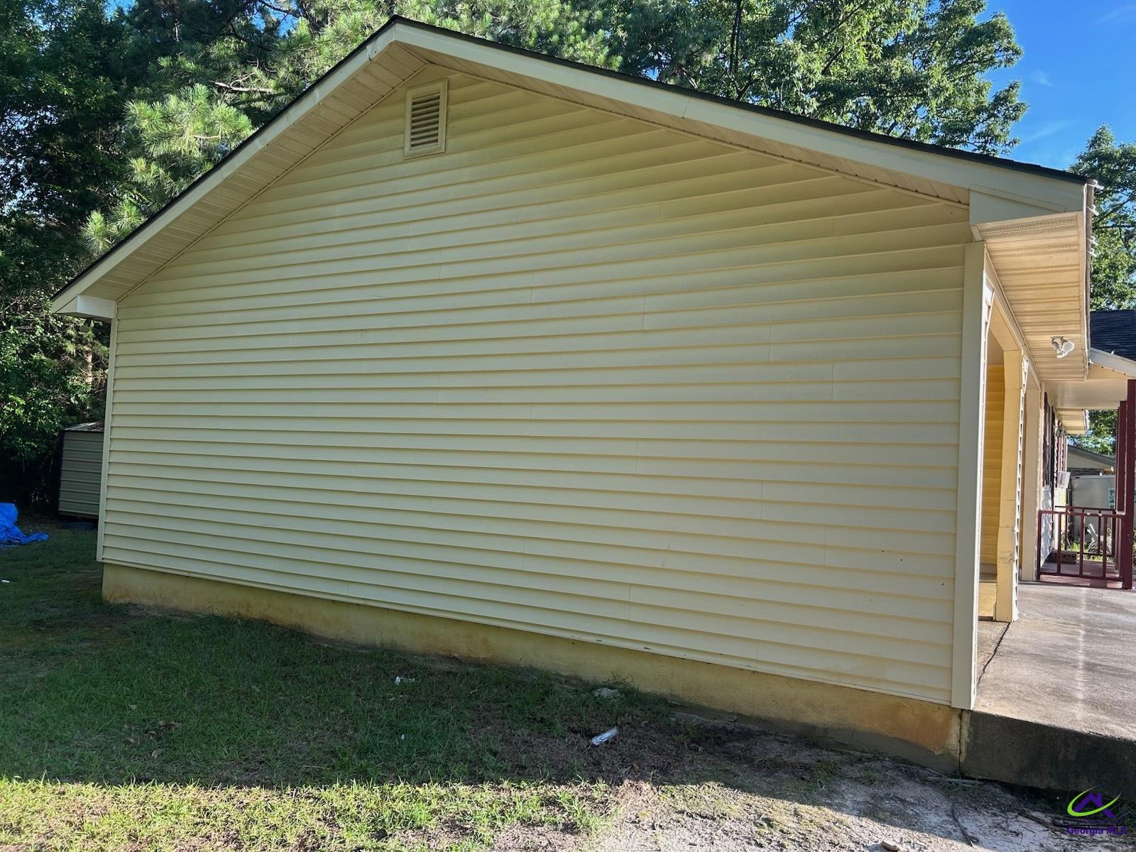 805 Coventry Circle