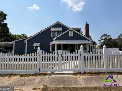 2 W Pearl Street Alamo GA 30411