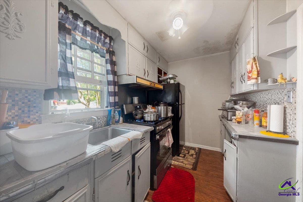 2320 Kingsley Drive