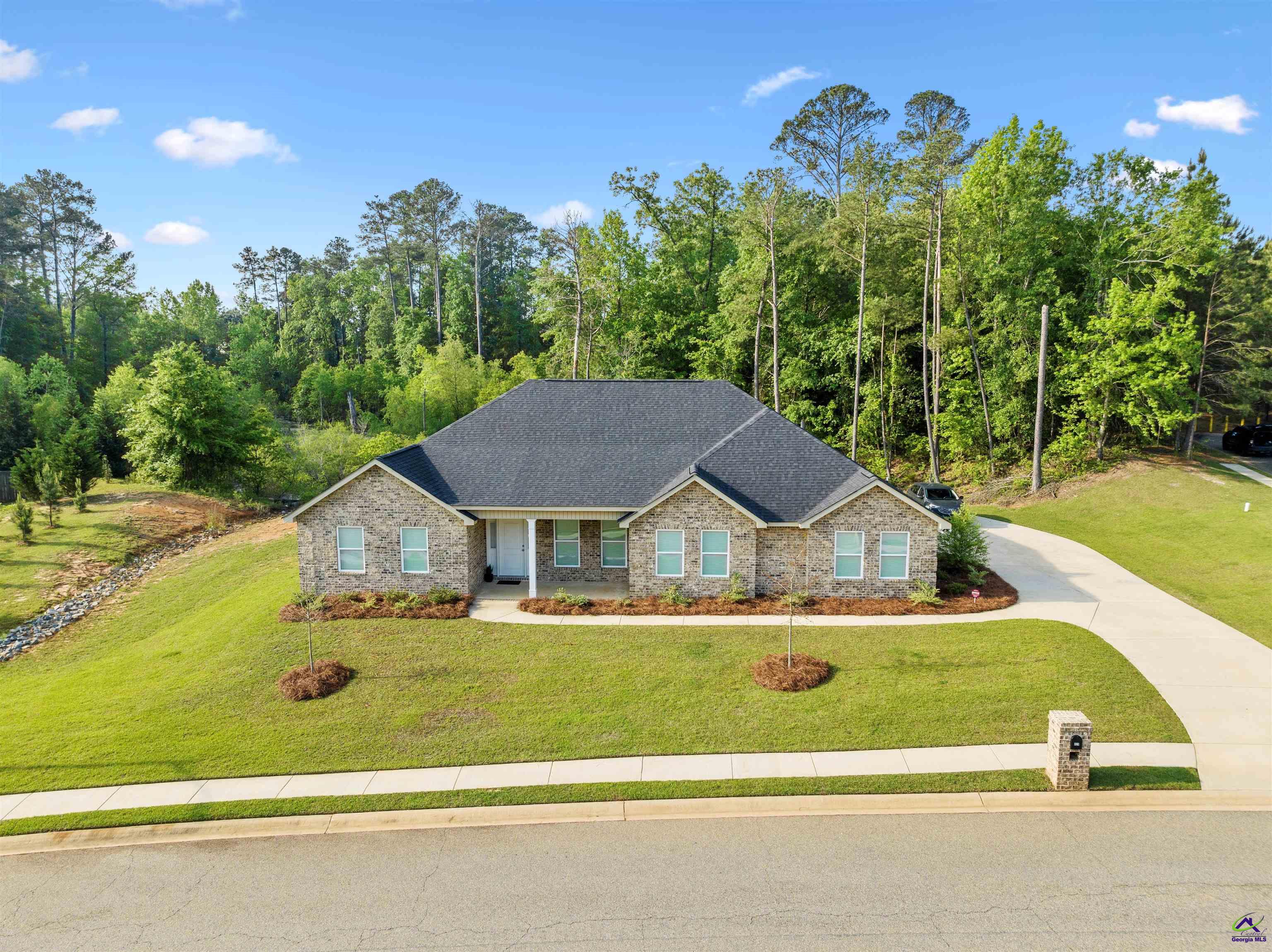 121 Wilsons Creek Bend
