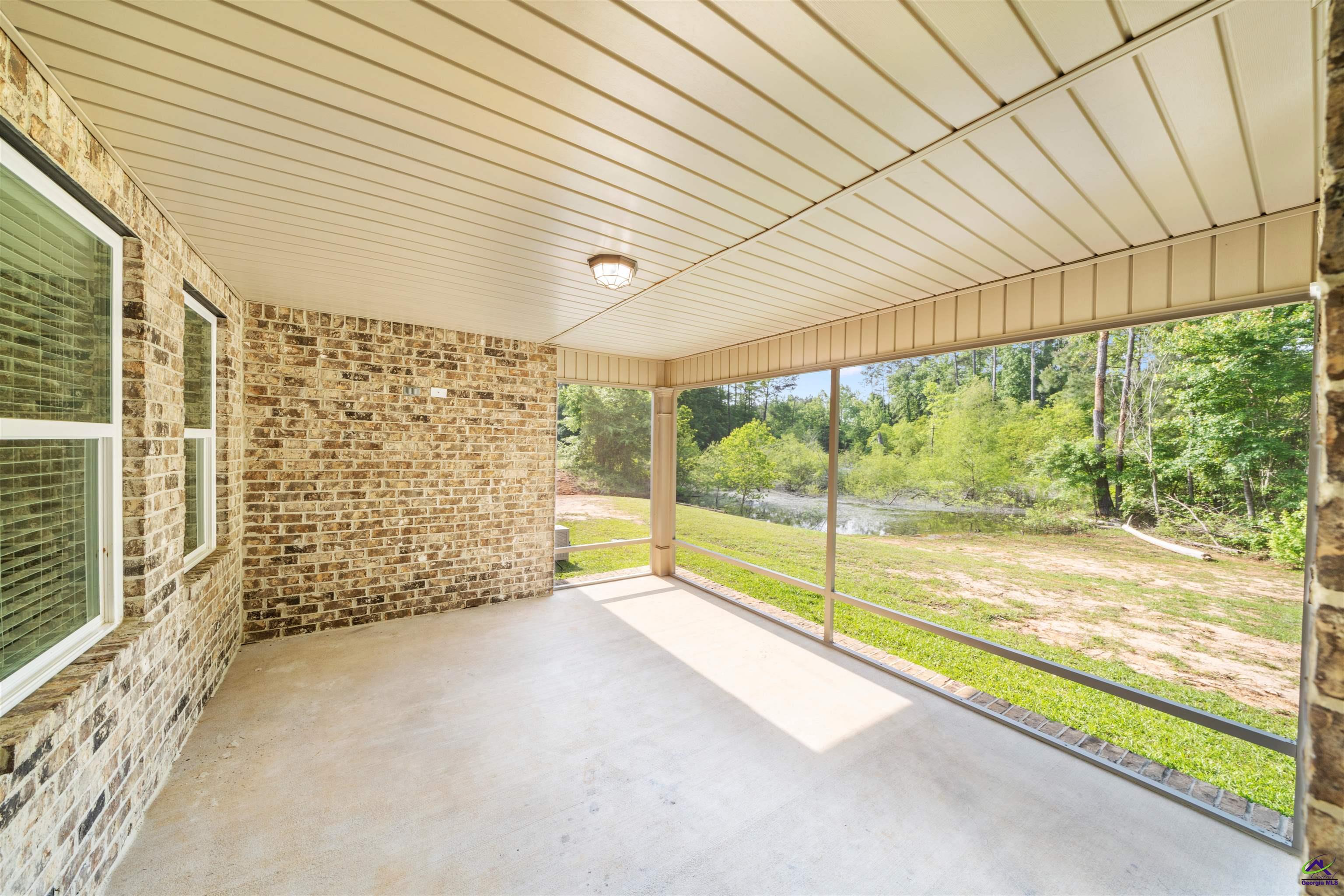 121 Wilsons Creek Bend