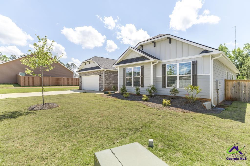 1310 Barrington Place Cove