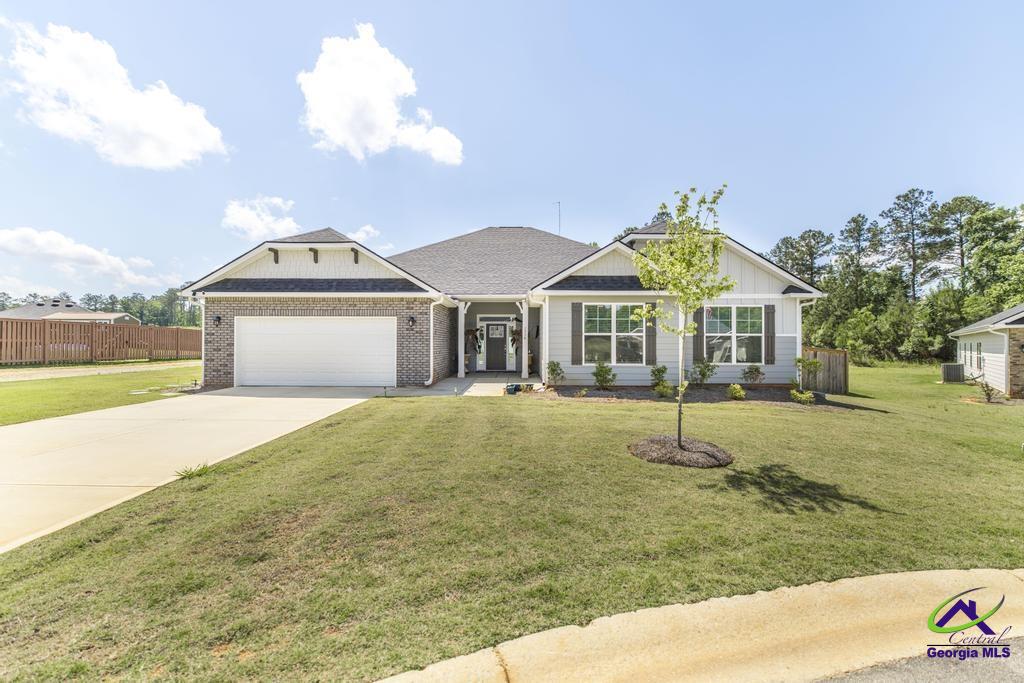 1310 Barrington Place Cove