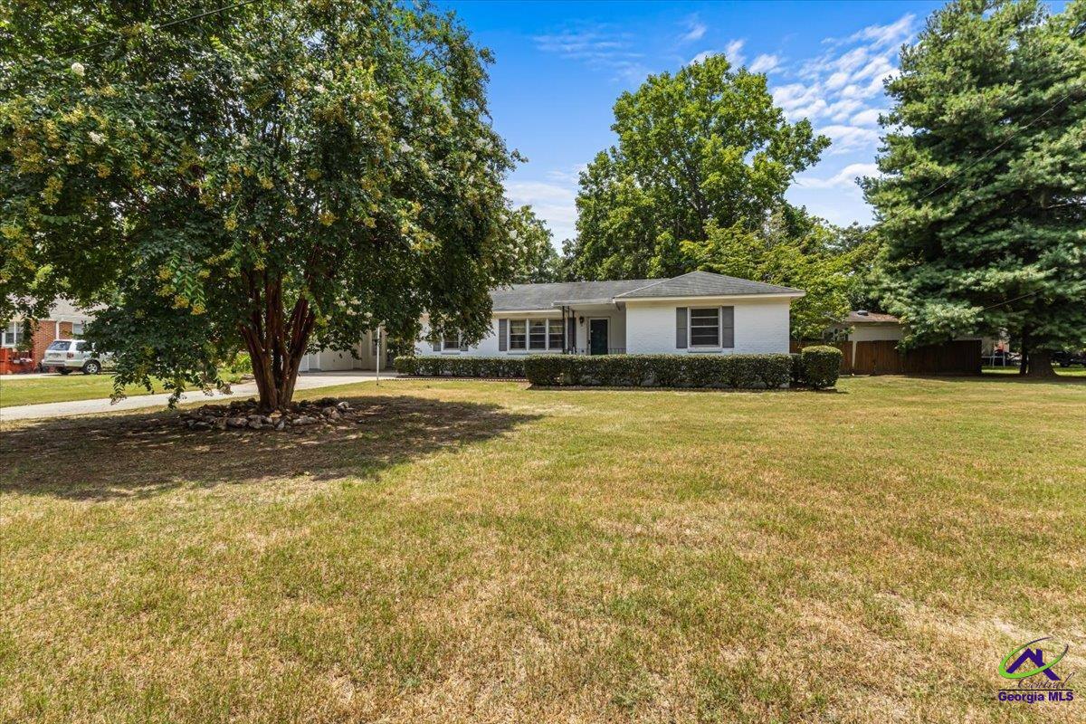 145 Lakeview Terrace