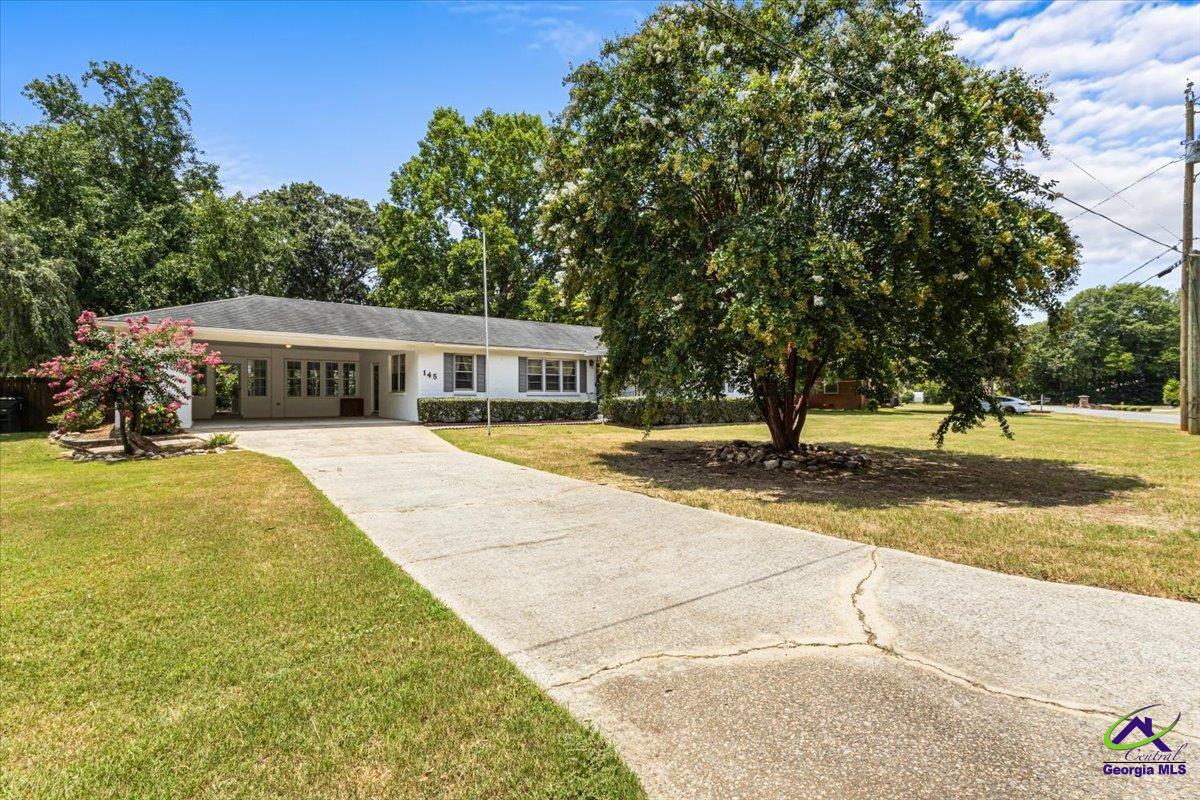 145 Lakeview Terrace