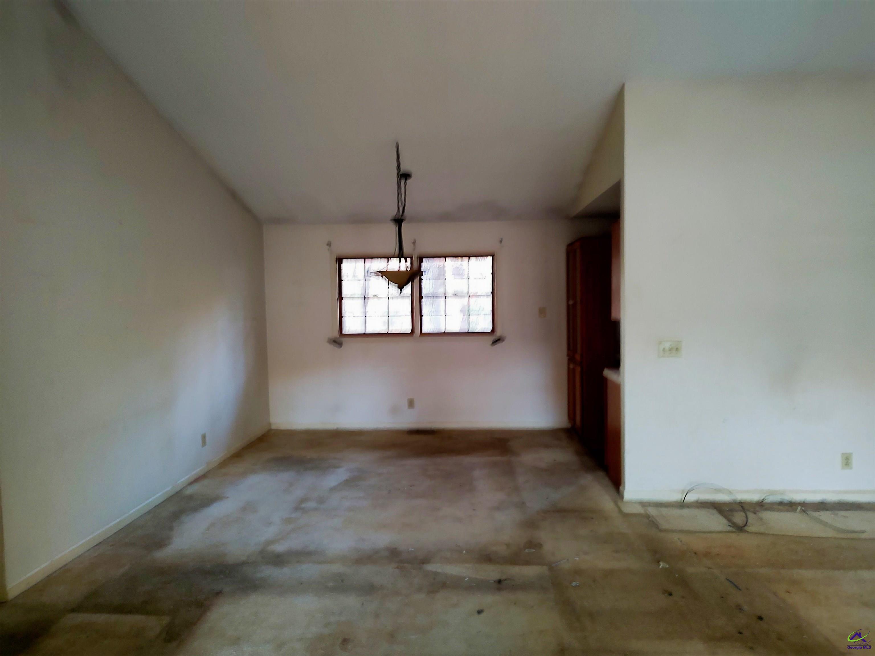 213 Dogwood Glen Drive