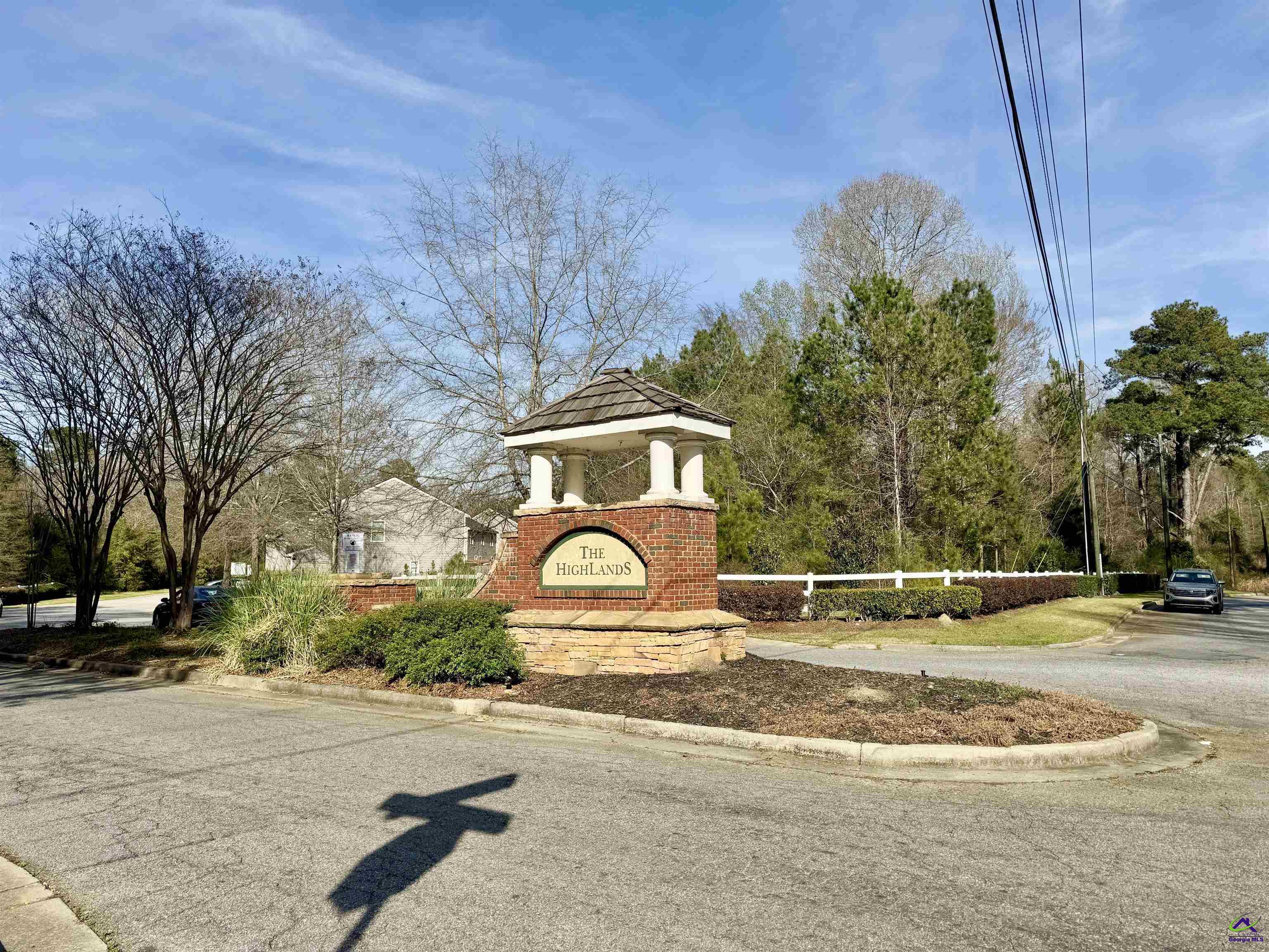 251 Hawthorn Trail