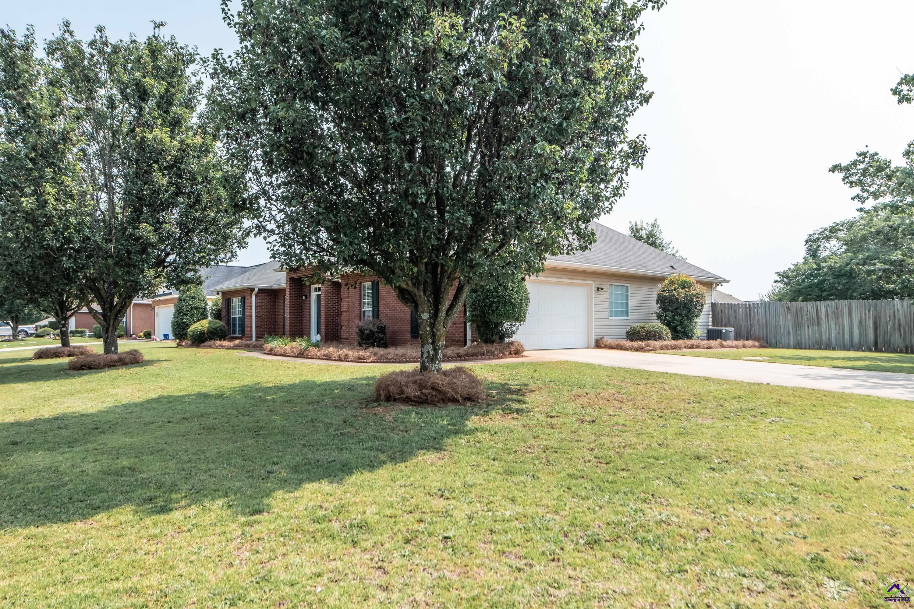 102 Ironwood Dr