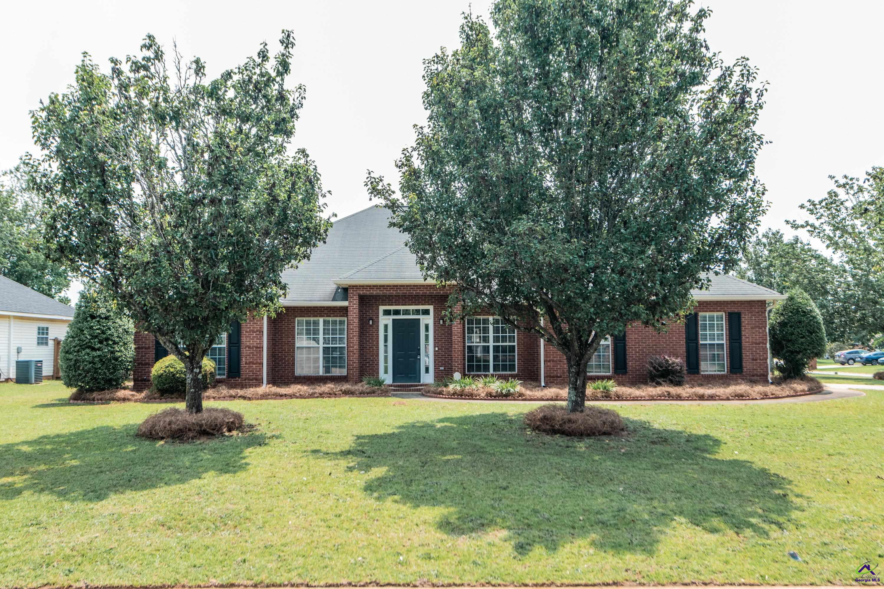 102 Ironwood Dr