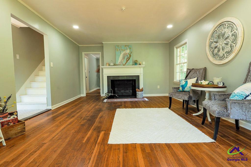 1916 Flintwood Drive