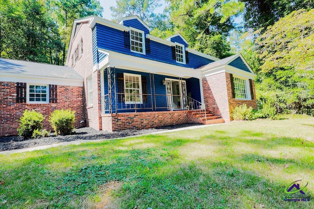 1916 Flintwood Drive