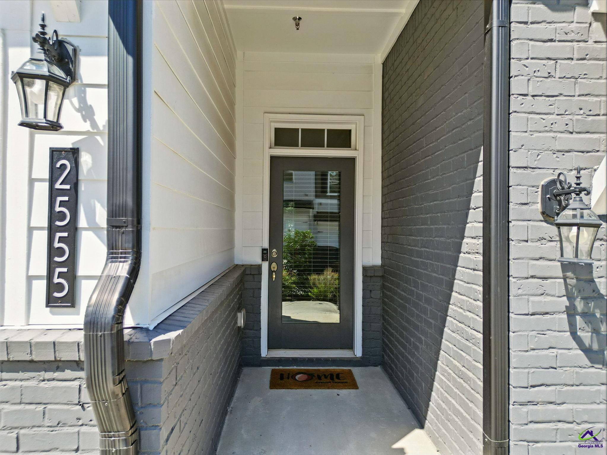 2555 Oakbourne Lane