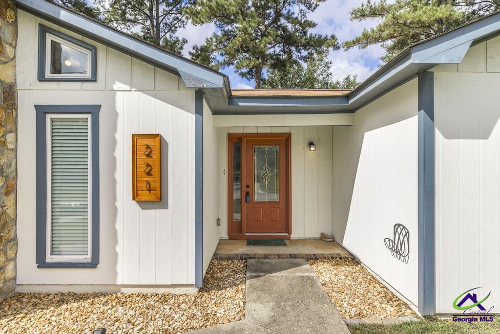 221 Gilchrist Drive