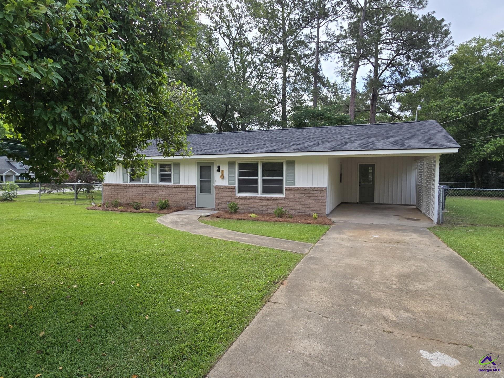 Listing image 3