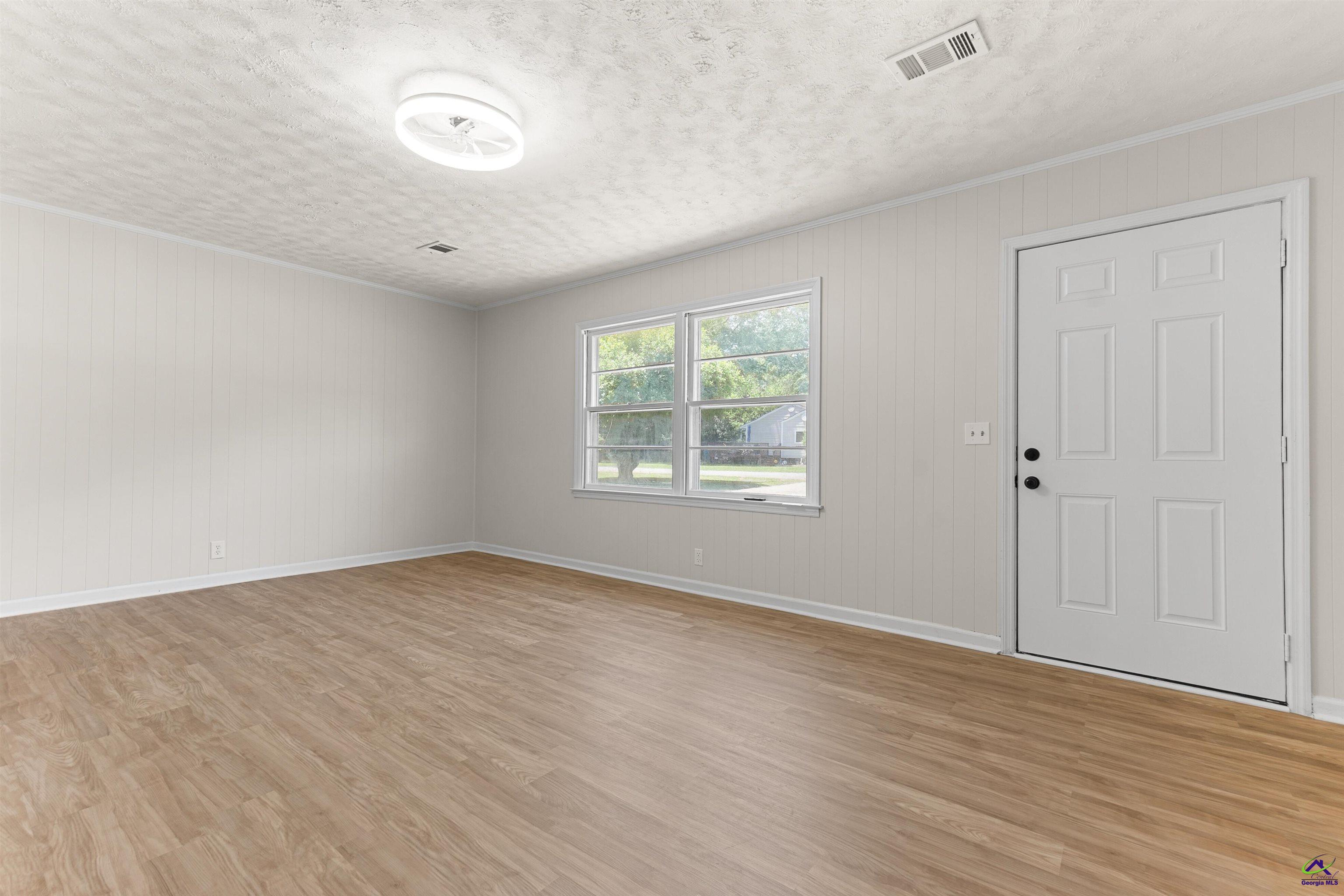 1716 Sewell Circle