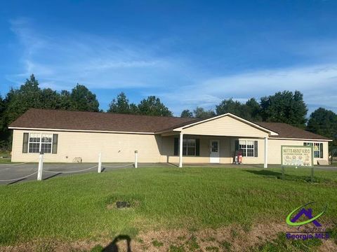 2126 Railroad Street Pinehurst GA 31070