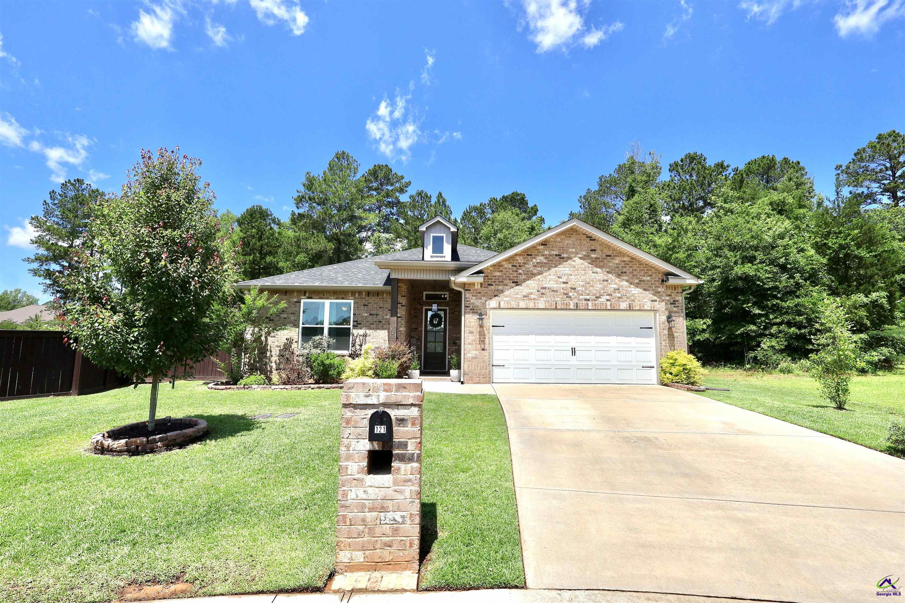 121 Gwendolyn Avenue