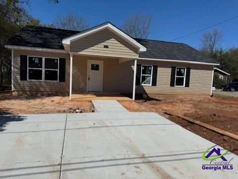 231 Hampton Street Fort Valley GA 31030