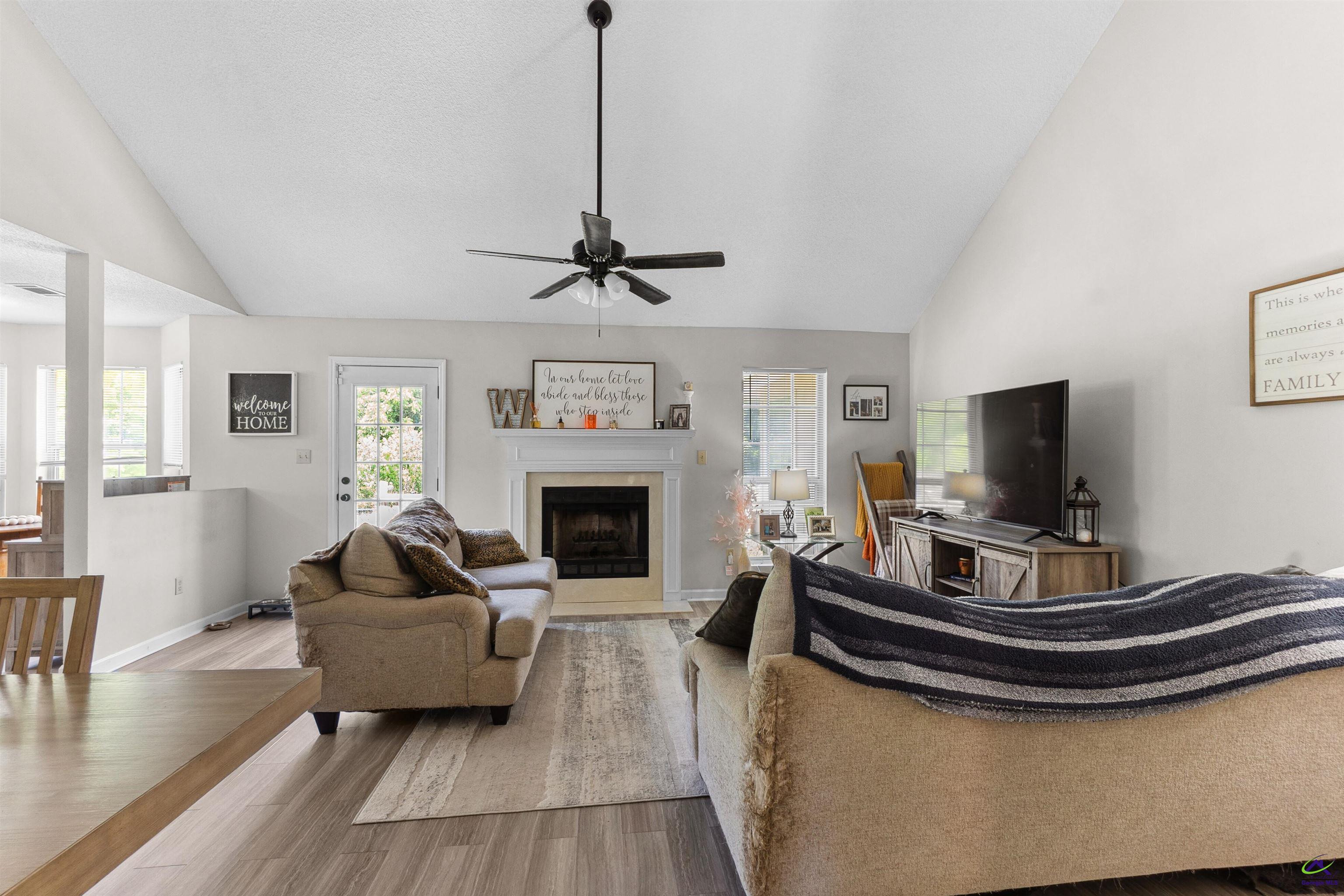 108 Ridge Bend Drive