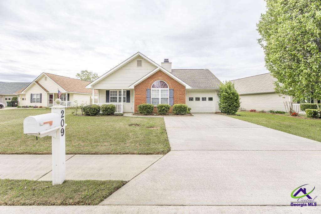 209 Deer Track Court