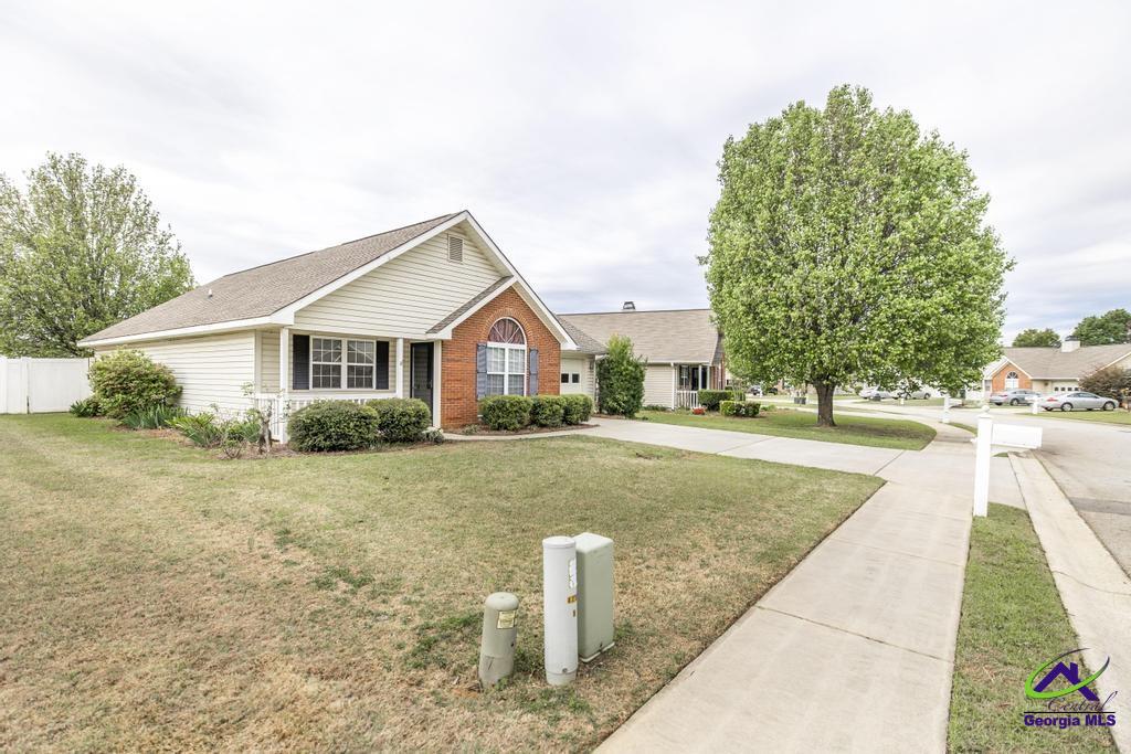 209 Deer Track Court