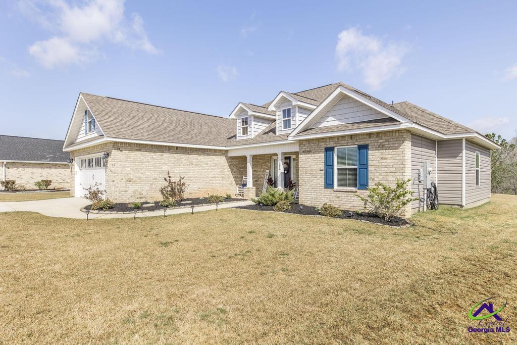312 Creek Ridge Dr
