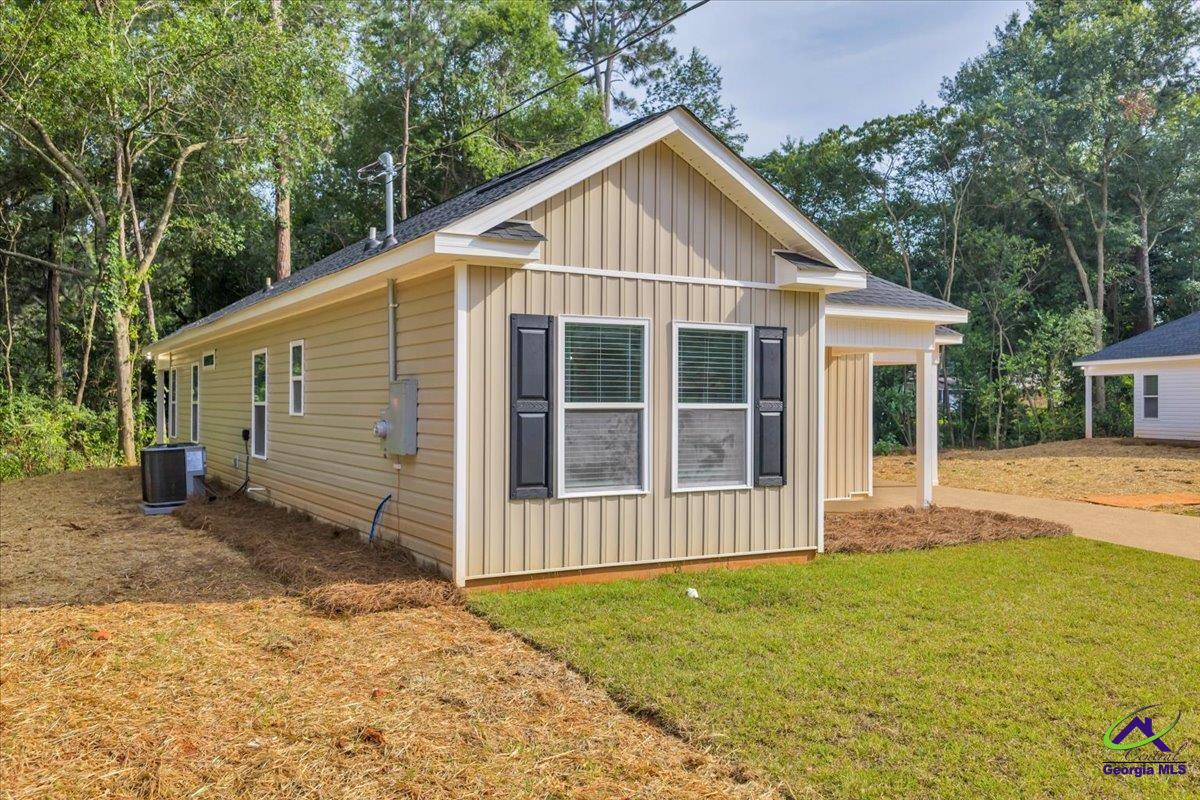 325 Peach Circle