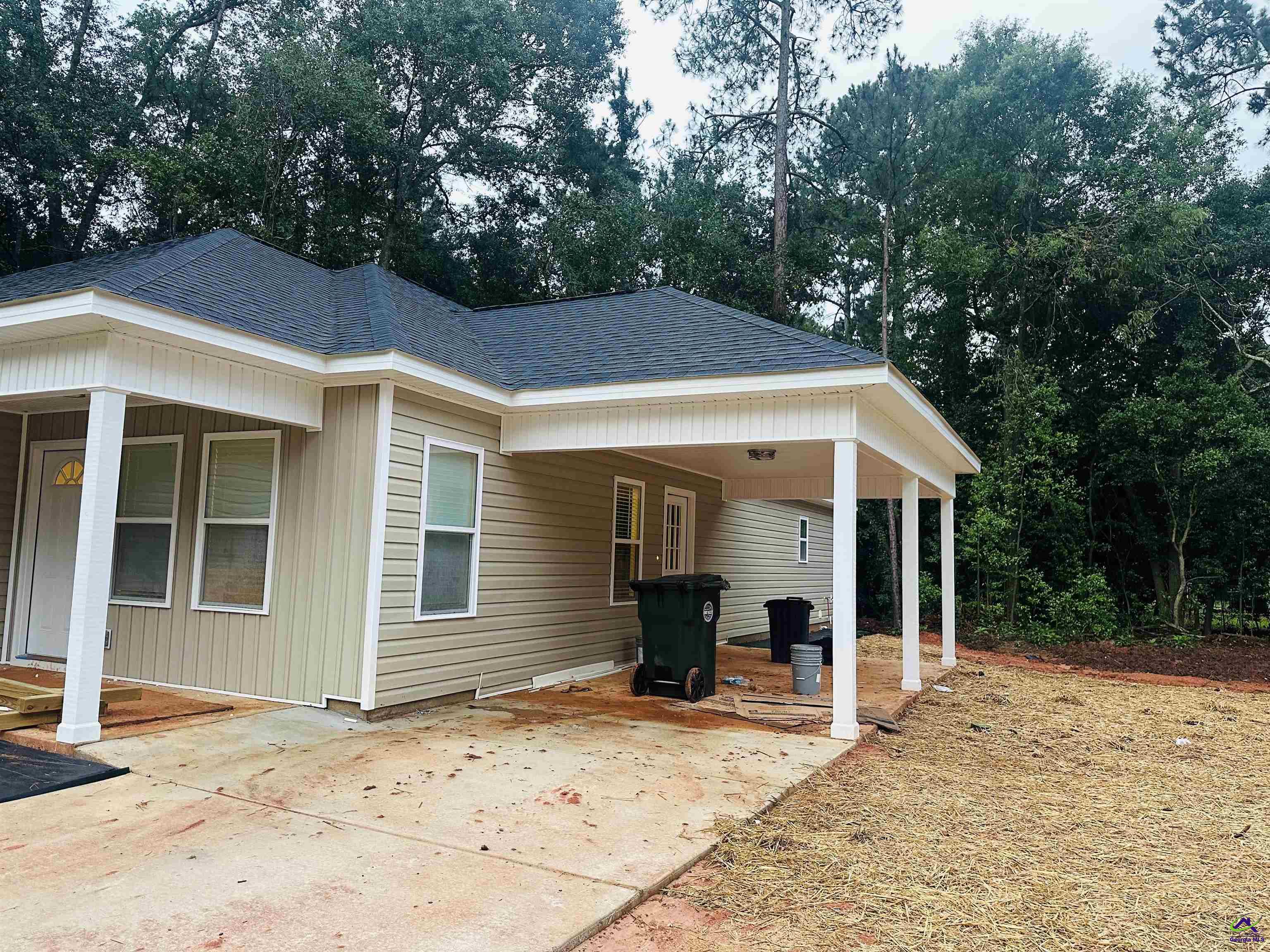 325 Peach Circle