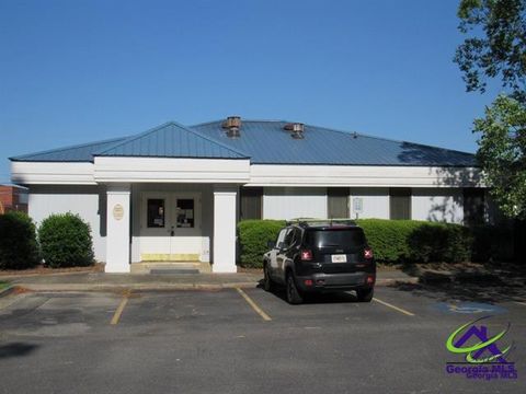 1601 Macon Road Perry GA 31069