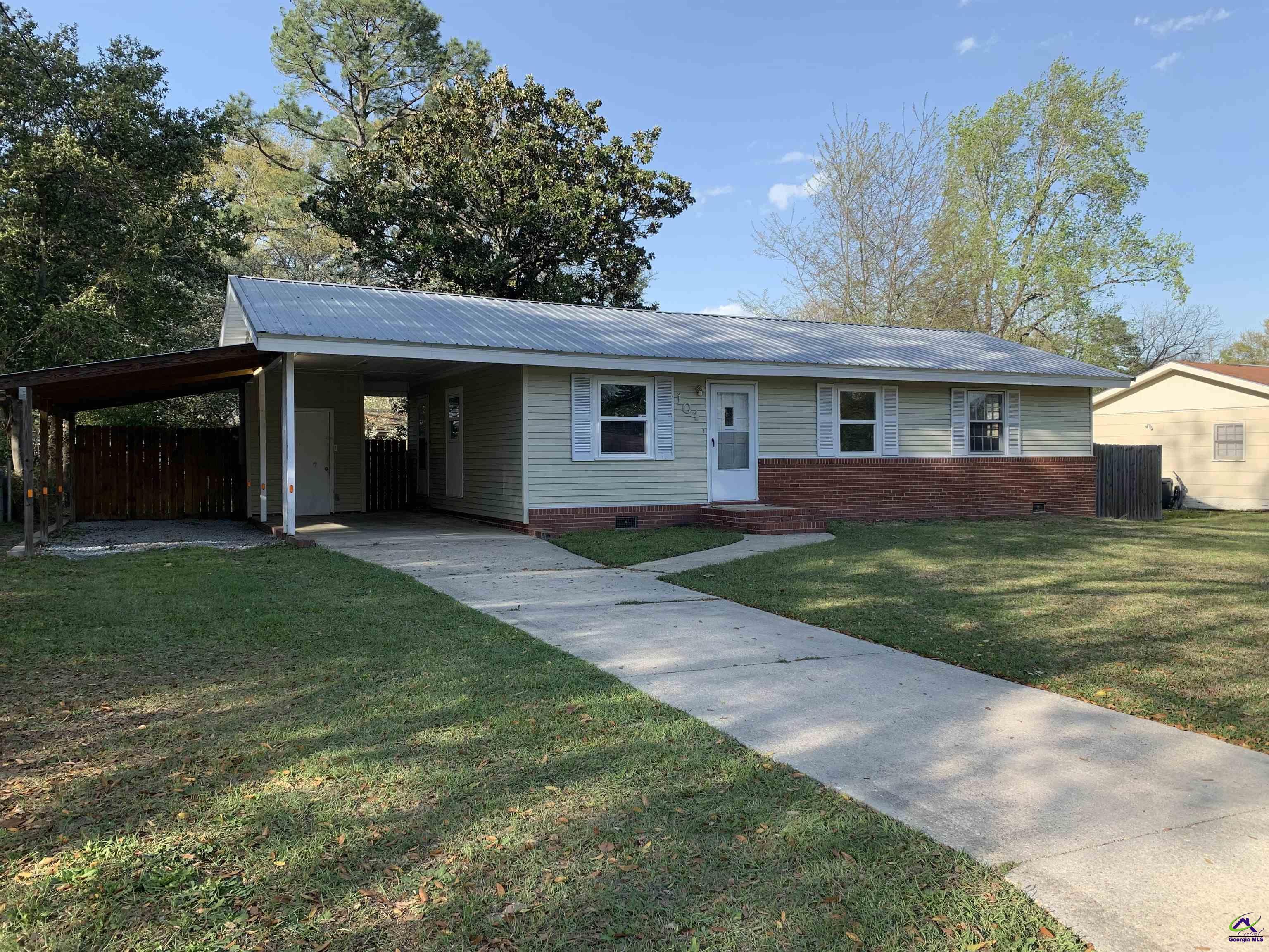 104 SHERRY Drive