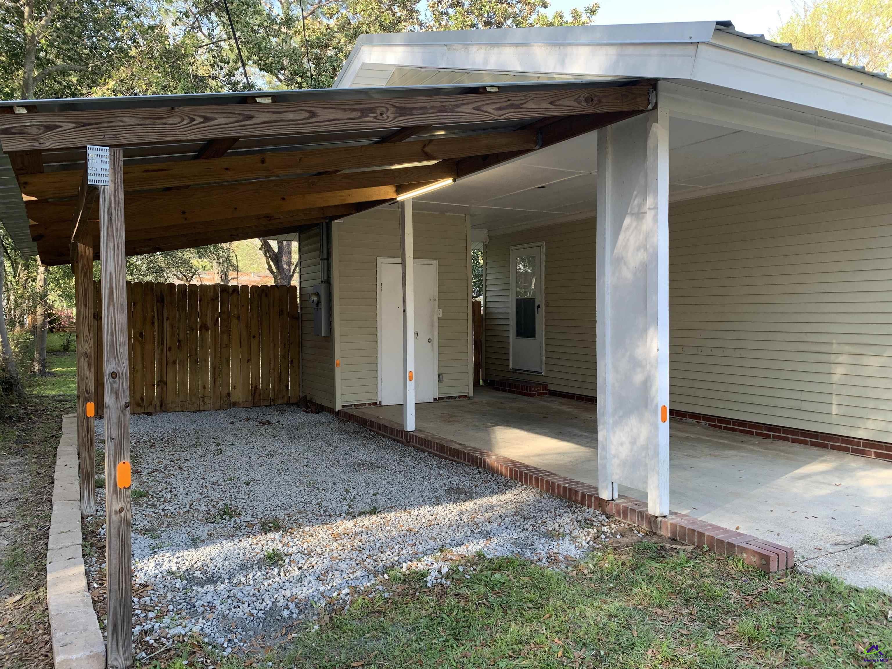 104 SHERRY Drive