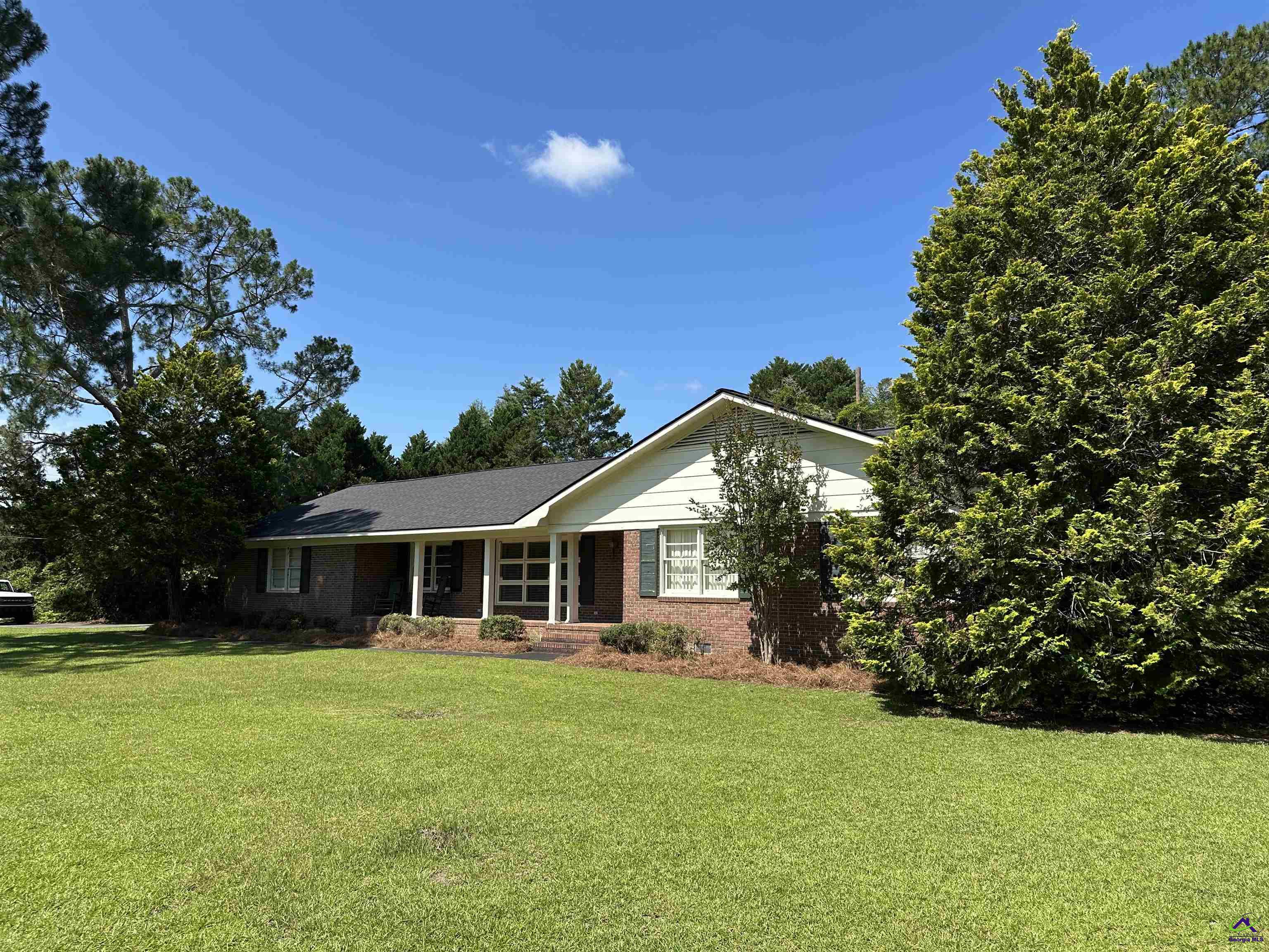 3 Clark Drive