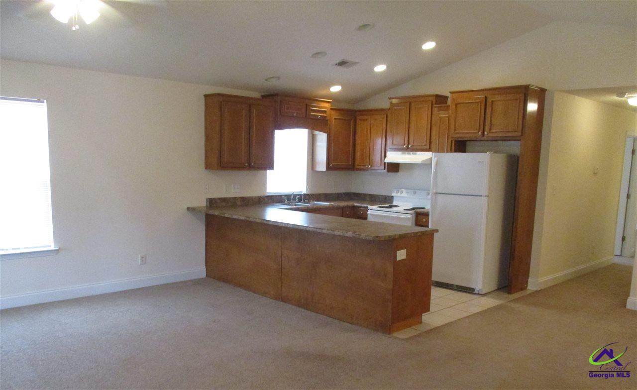 408 Club Villa Ct #1