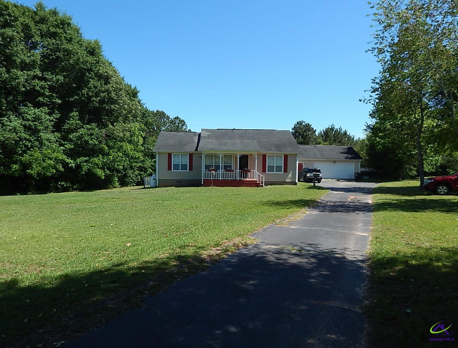 589 Burnett Road