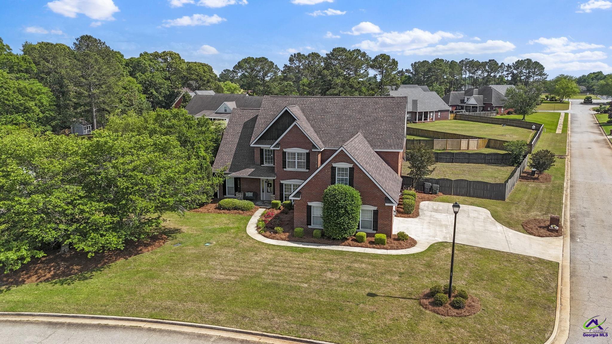 218 Knob Hill Drive