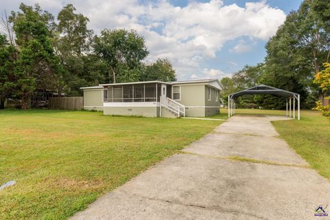 101 Kent Drive Warner Robins GA 31093