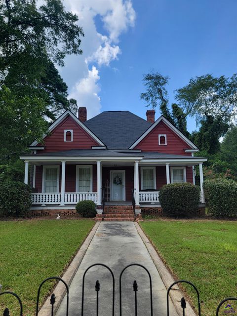 14 Kibbee Street Hawkinsville GA 31036