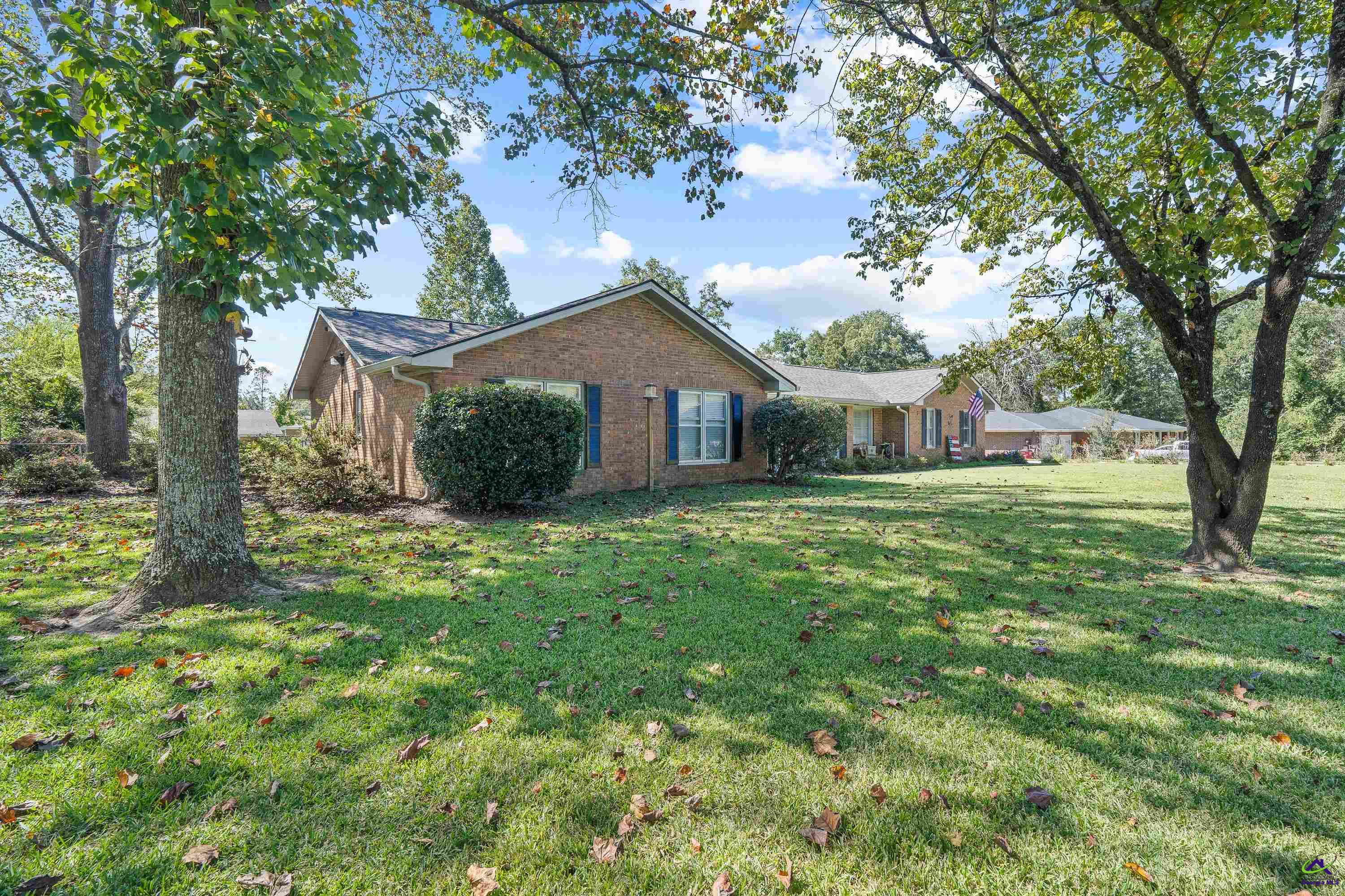 3720 Dean Drive