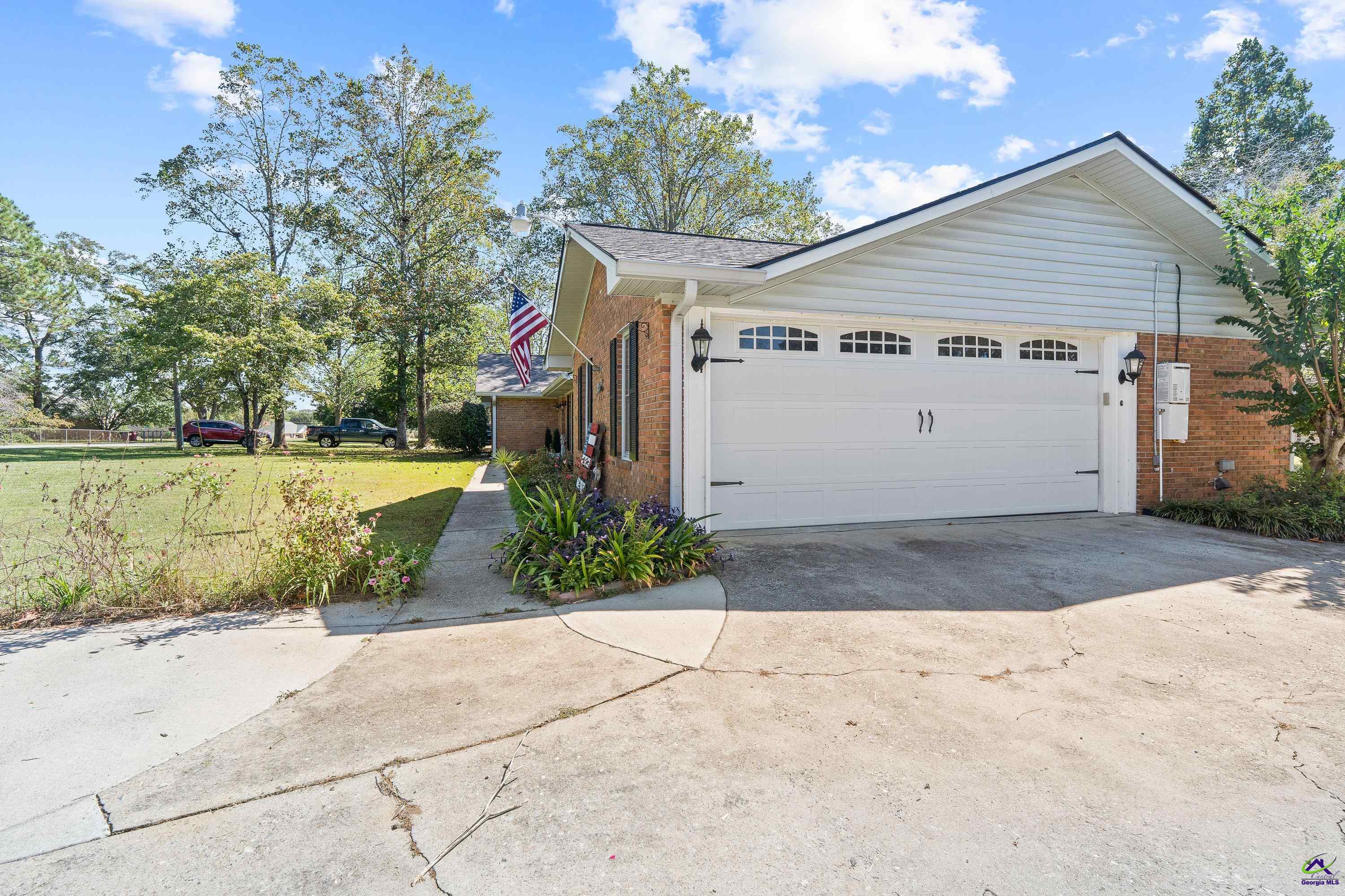 3720 Dean Drive