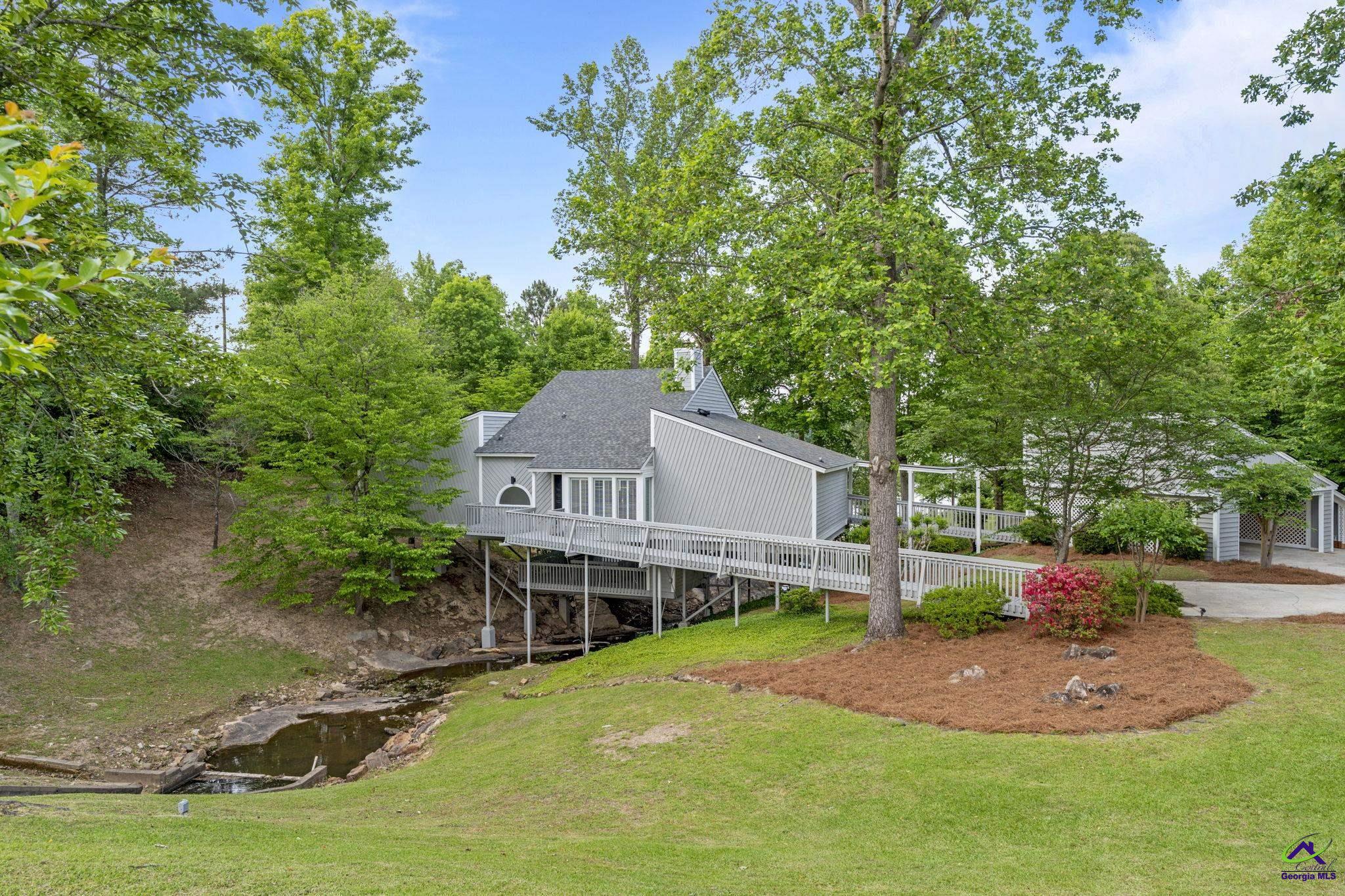 2354 E Gwendale Drive