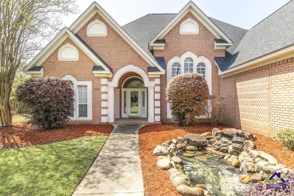 204 Grove Court